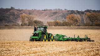 Autonomous 9RX in a field