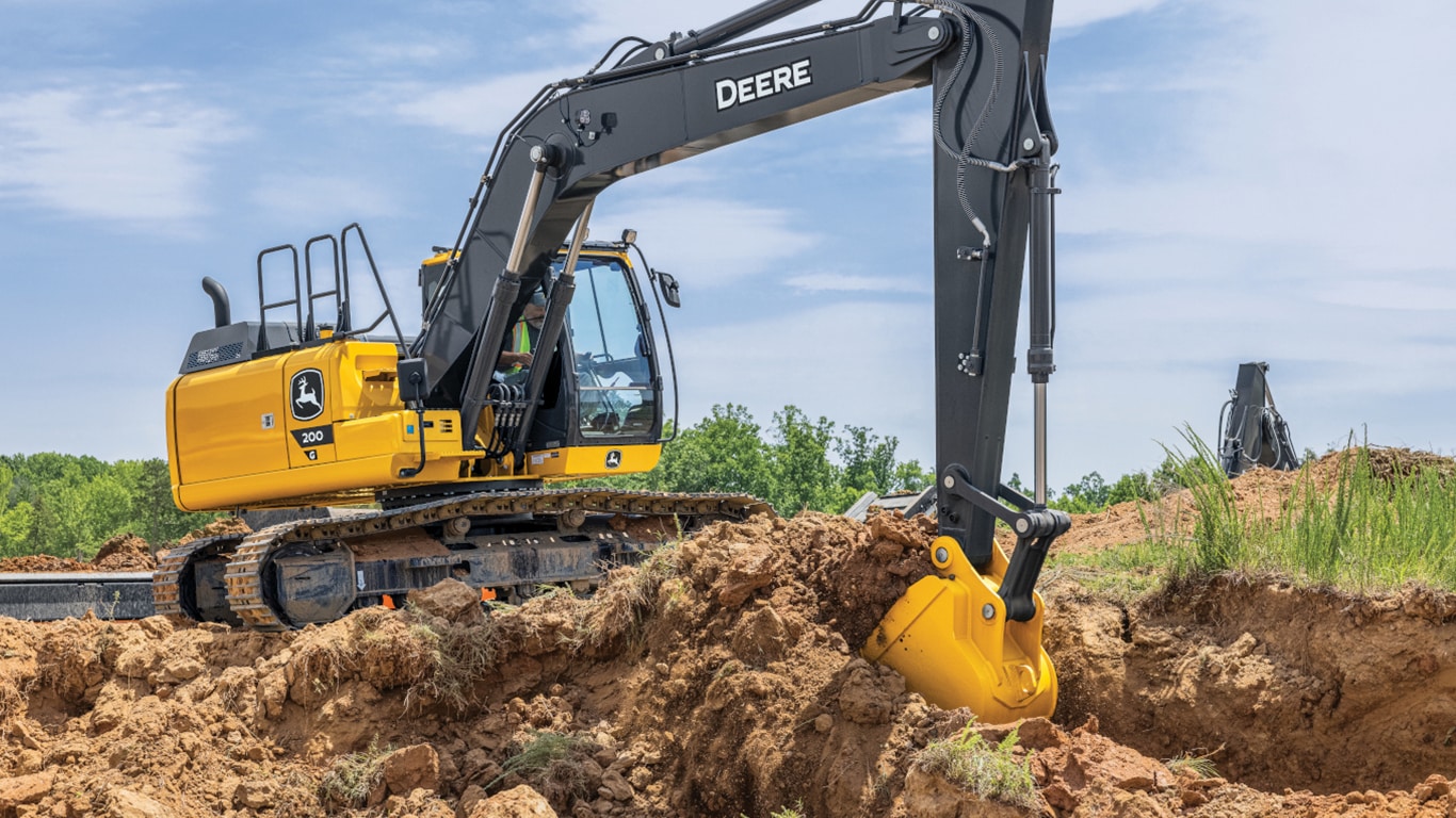 200 G-Tier | Mid-Size Excavator | John Deere US