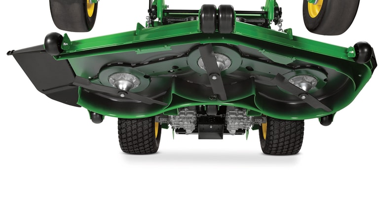 Close-up view of the mower deck on a Q865R EFI (12th thumbnail)