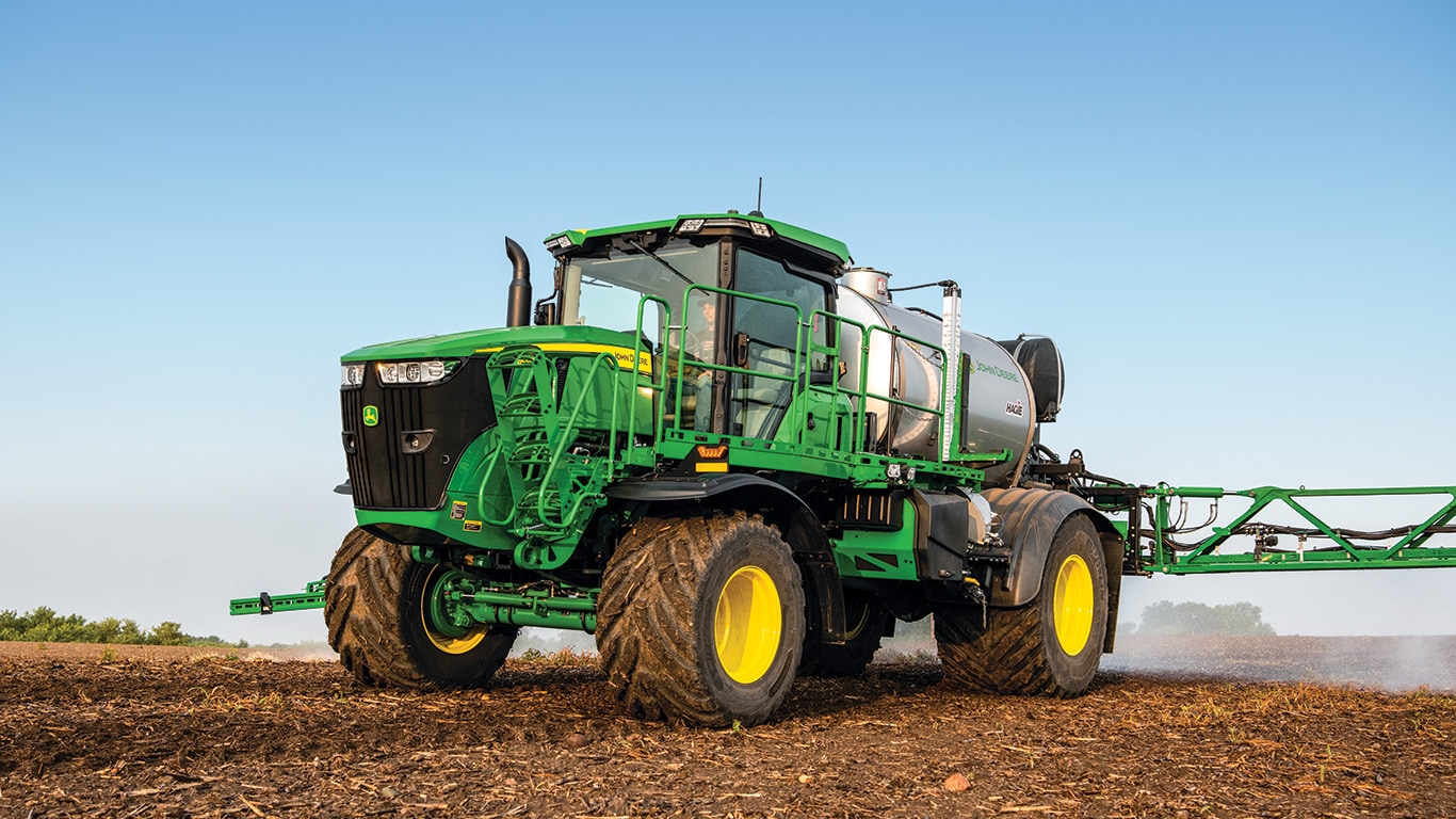 LS20 Liquid System on a John Deere 800R Floater.