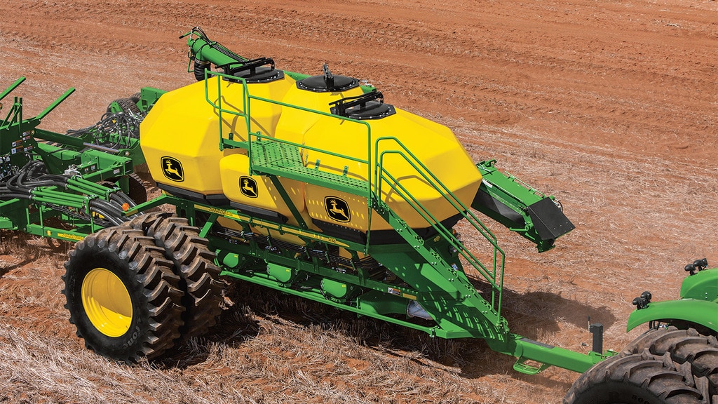 Used Equipment Sprayers working in field