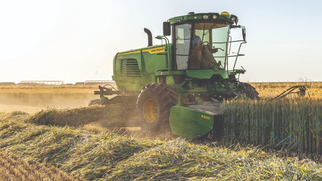 John Deere ofrece más de un millar de repuestos y accesorios en su nuevo  catálogo digital - Agricultura