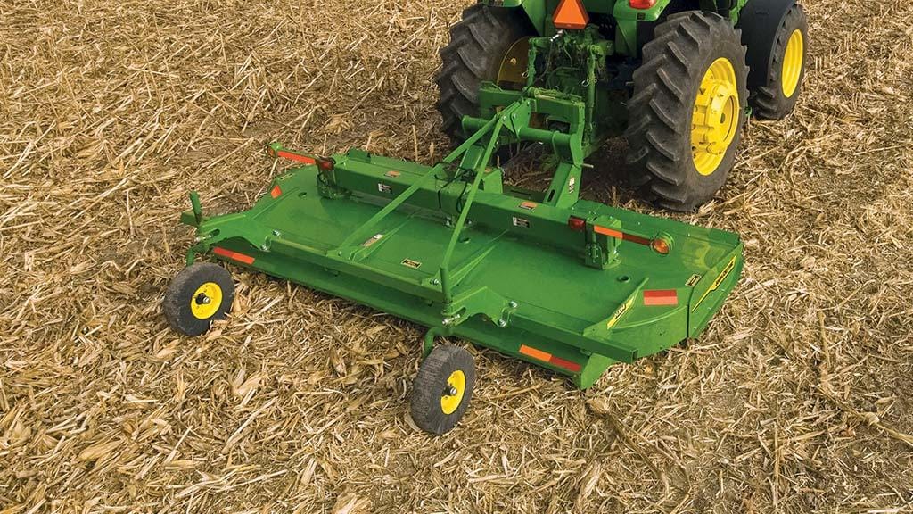 Used Equipment Sprayers working in field