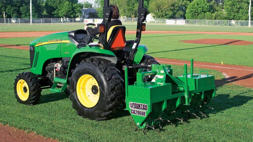 Used Equipment Sprayers working in field