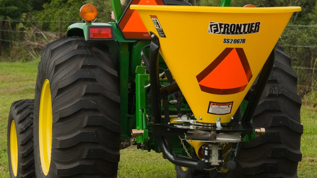 Used Equipment Sprayers working in field