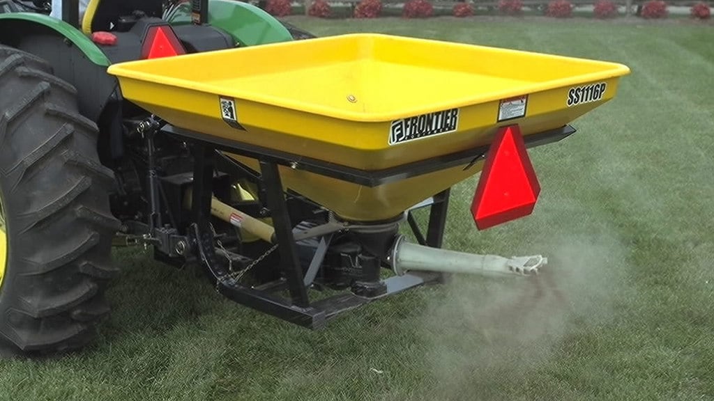 Used Equipment Sprayers working in field