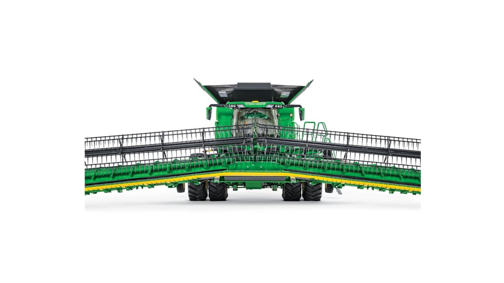 Used Equipment Sprayers working in field