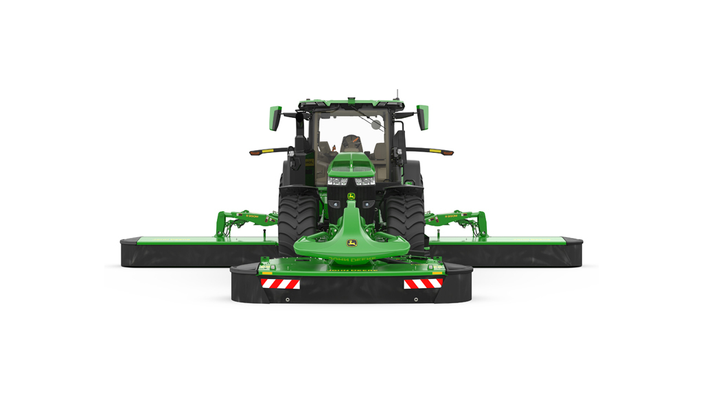 Used Equipment Sprayers working in field