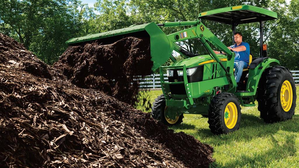 Used Equipment Sprayers working in field