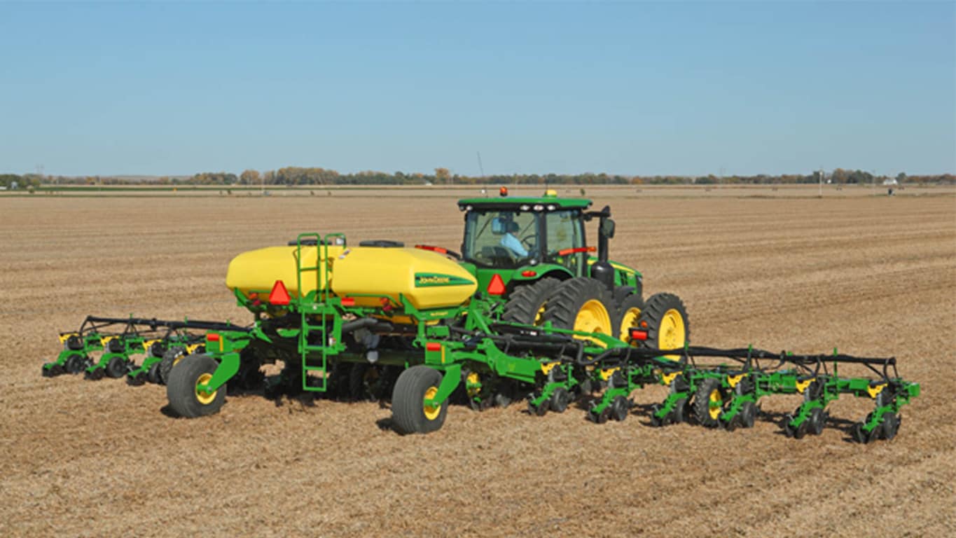 Field image of DR18 Planter