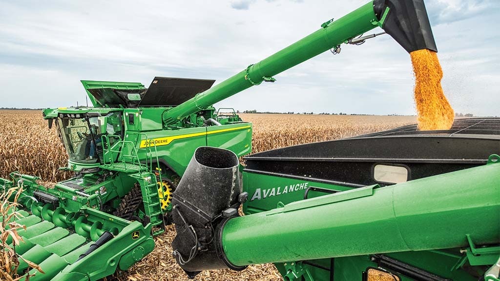 Used Equipment Sprayers working in field