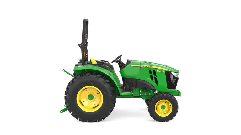 Right studio image of 4052m compact utility tractor (8th thumbnail)