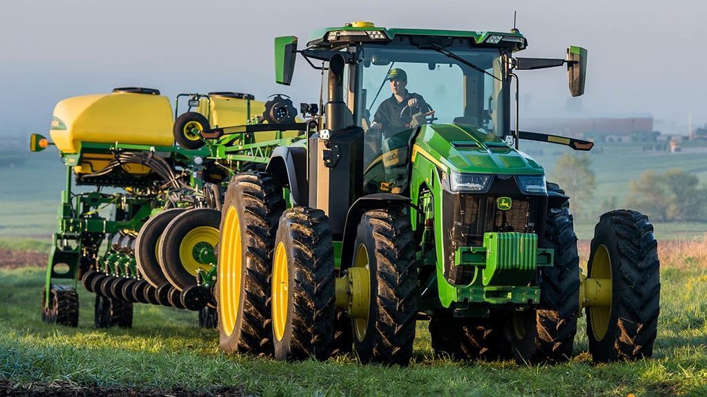 Used Equipment Sprayers working in field