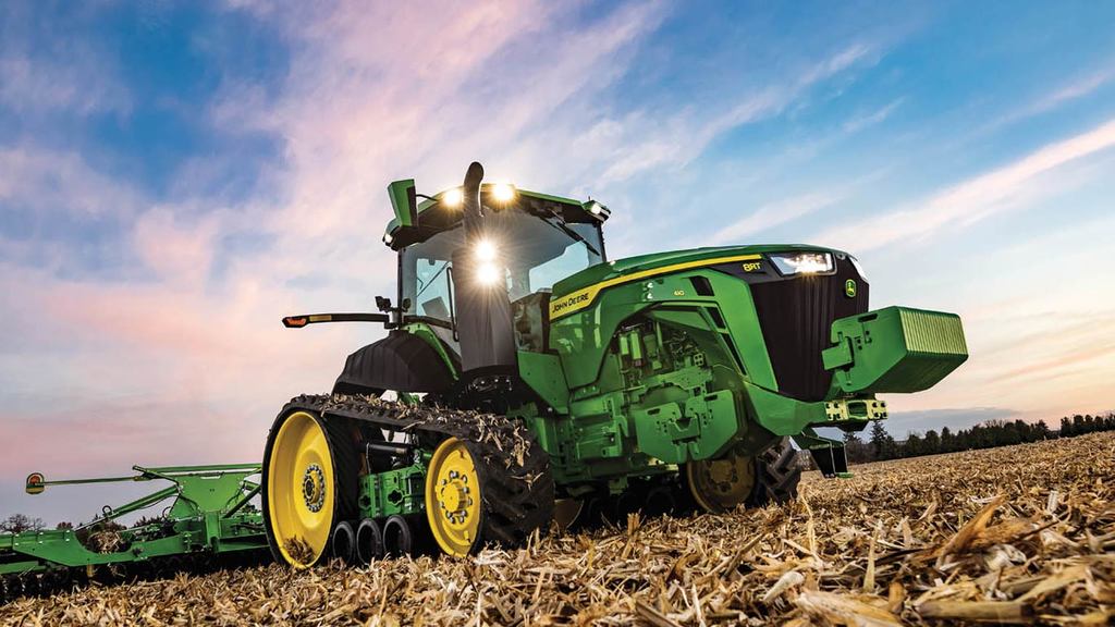 Used Equipment Sprayers working in field