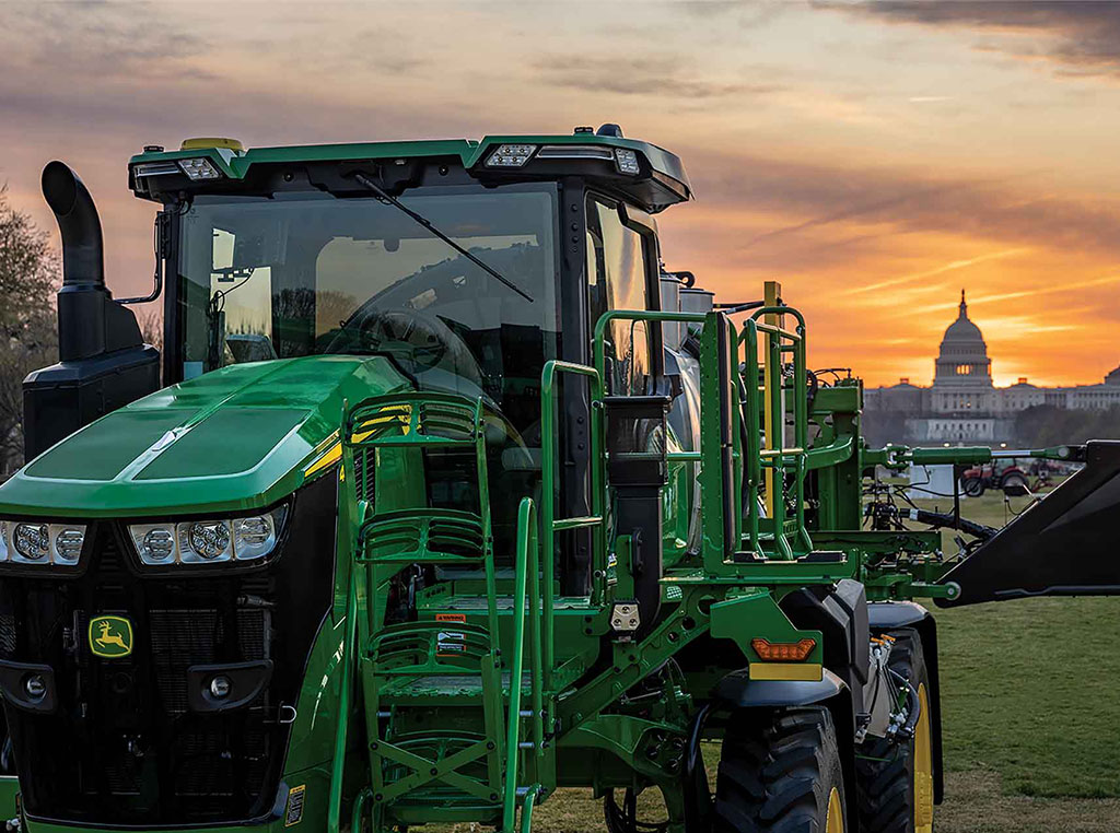 John Deere Showcases Agricultural Innovation in America’s Front Yard