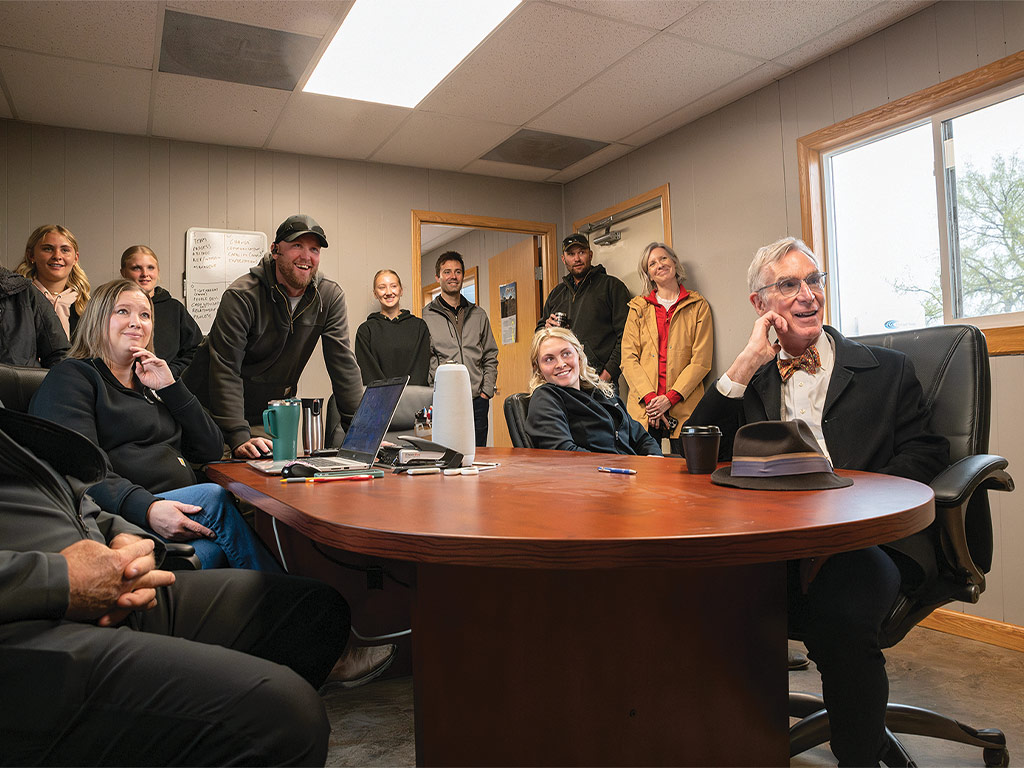 Bill Nye and Gevo stakeholders around a table